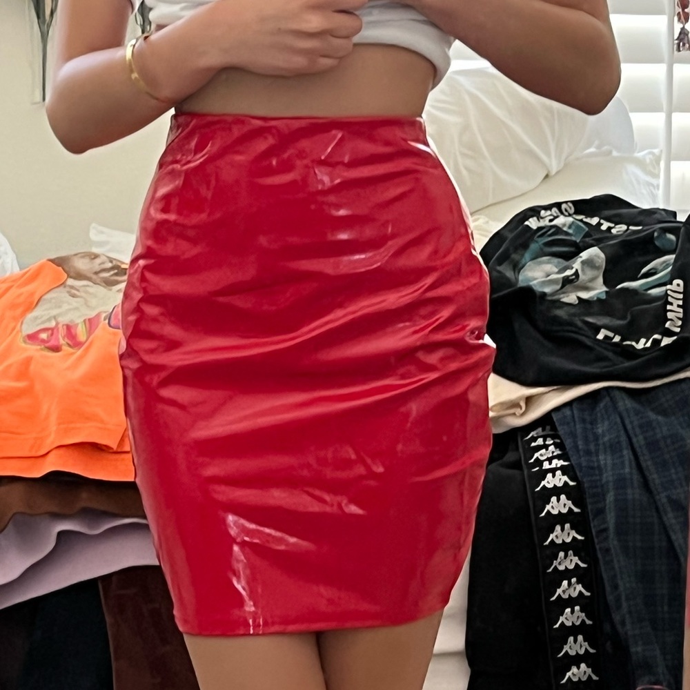 xs pretty little thing red bodycon skirt